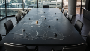Mapa estratégico de mercado con una posición empresarial claramente definida